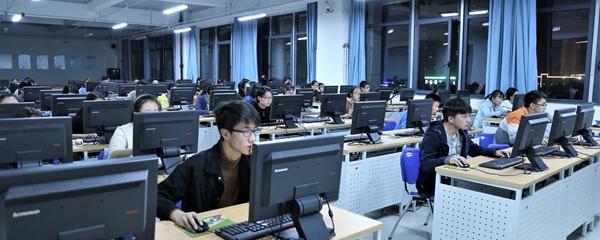 计算机应用学 技术与培训的全面发展路径